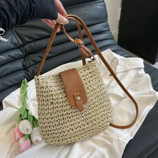 sac en paille beige tressée
