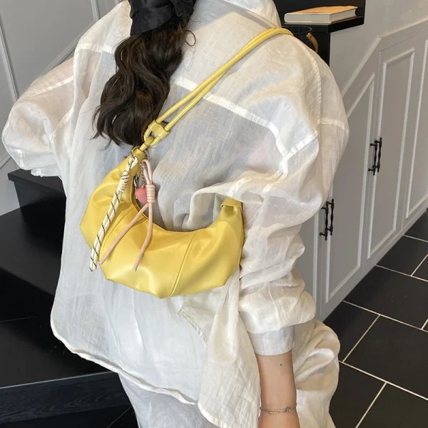 sac à main en cuir épaule jaune