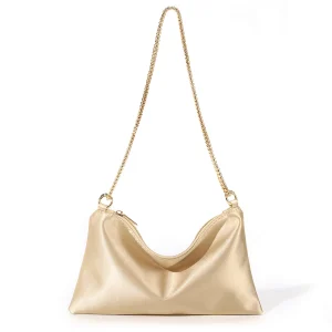 sac à main doré en velours élégant