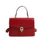 sac élégant en cuir rouge