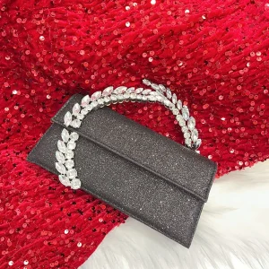 sac à main en velours noir pailleté