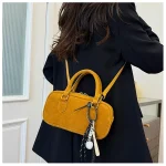 accessoire mode sac à main en daim