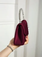 sac chic et raffiné bordeaux