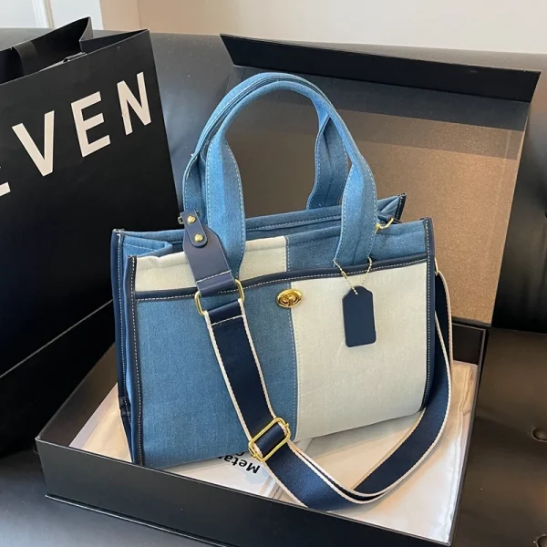 sac à main en jean bleu blanc avec bandoulière