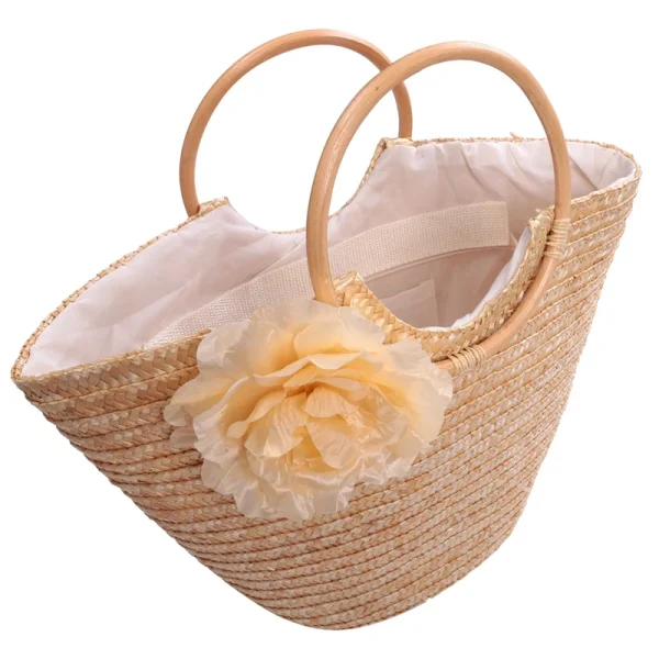 sac en paille avec fleur