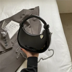 sac à main verni noir