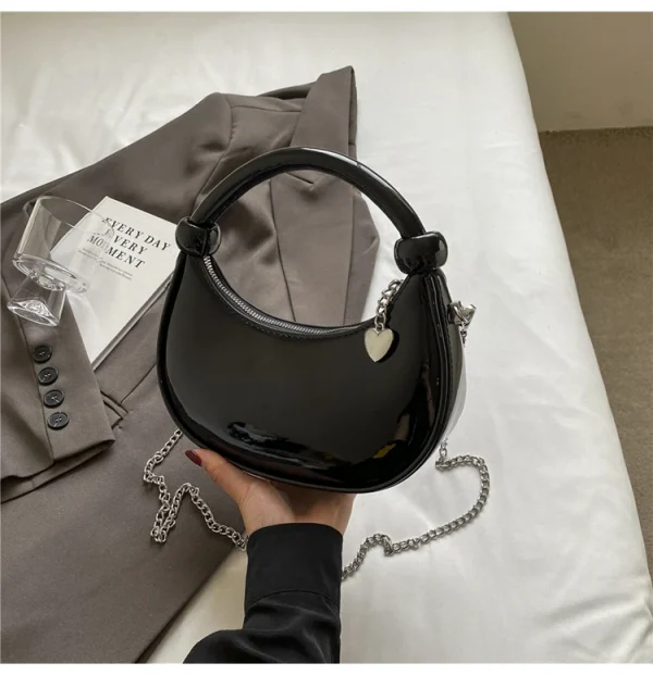 sac à main verni noir