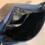 sacoche stylée en jean au design décontracté