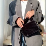 sac d'hiver doux en fourrure noire