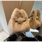 Sac À Main En Fourrure Synthétique Beige – Sac Épaule Doux Et Tendance Avec Anse Réglable