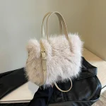 accessoire de mode en fourrure douce