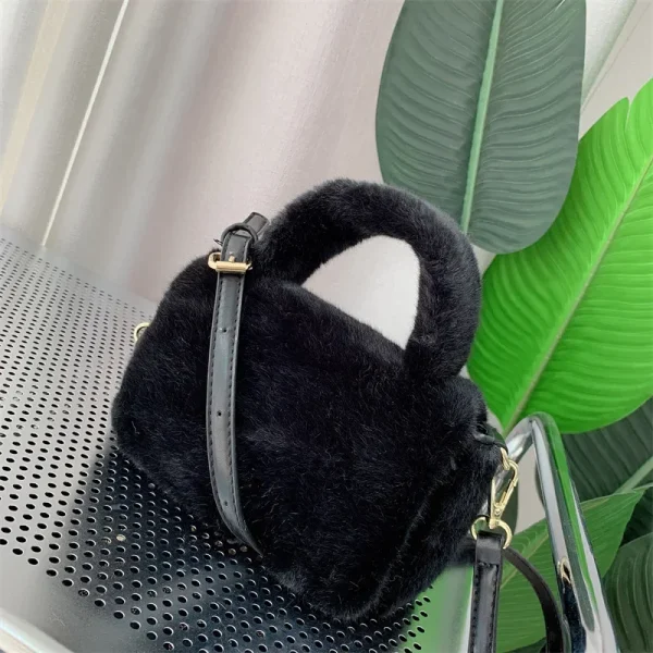 Sac À Main Fourrure Noire – Sac Hiver Doux Et Chic Avec Bandoulière Amovible