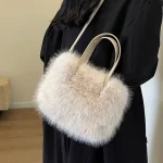 sac à main élégant pour l'hiver