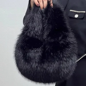 Sac À Main En Fausse Fourrure Noire – Modèle Hobo Doux Tendance Et Chaleureux Pour L’hiver